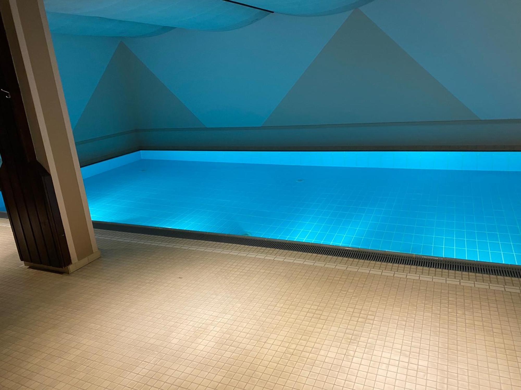 Workation Nature View Mit Balkon, Indoor Pool, Kueche Tiefgarage Auf Anfrage Wiesbaden Exterior photo